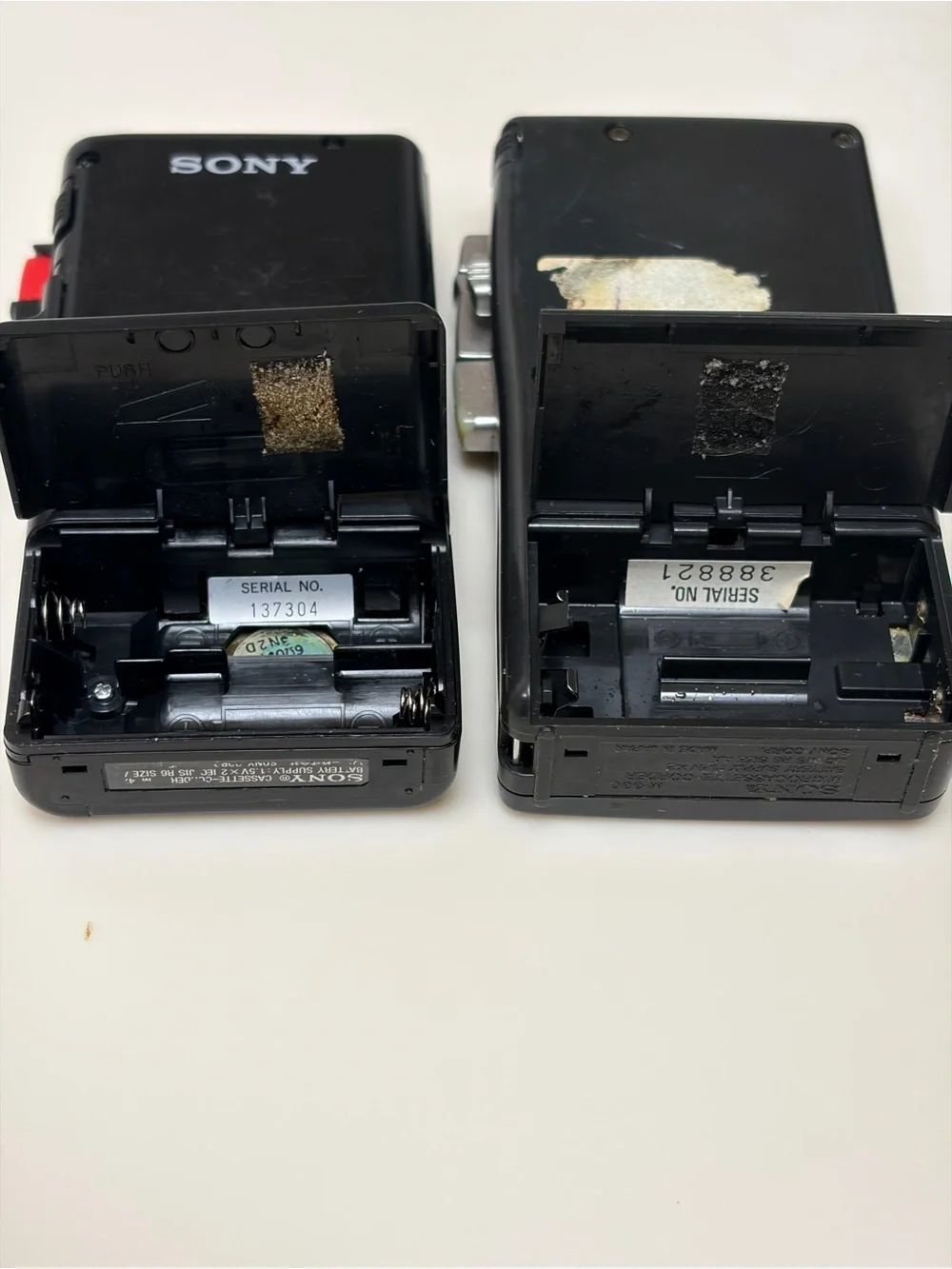 Lot of 2: M-330 / M-425 Microcassette-Corder Handheld Voice Recorder 